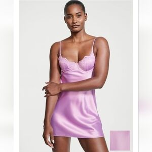 Victoria's Secret Satin & Lace Cupped Embellished Mini Slip Size Medium